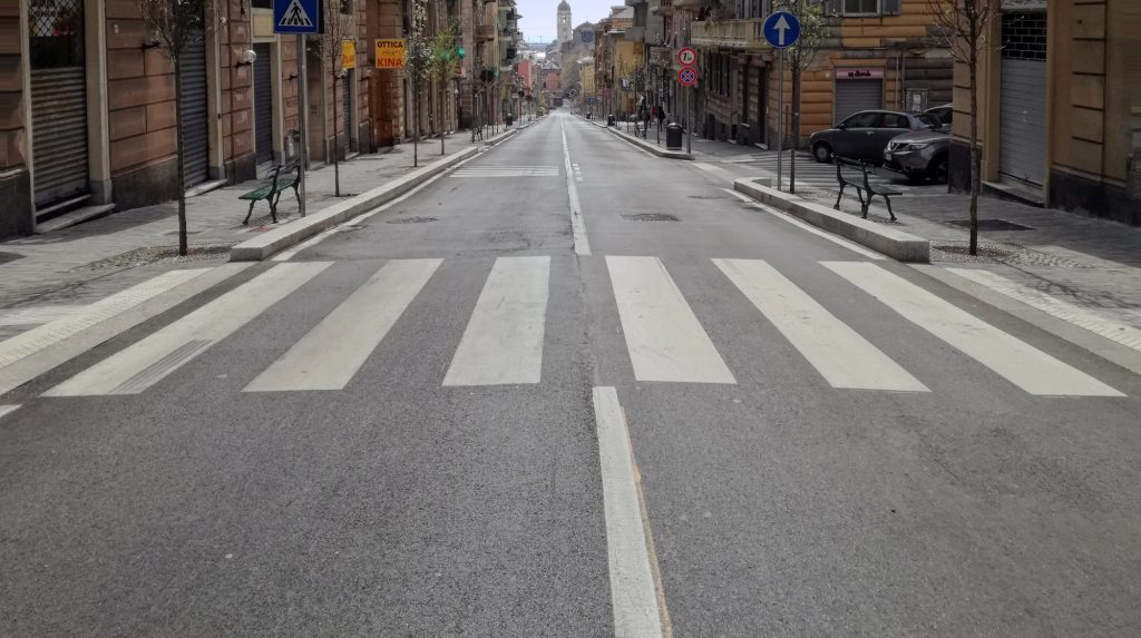 Felképelte a zebránál várakozó volt főnökét egy pár Csongrádon