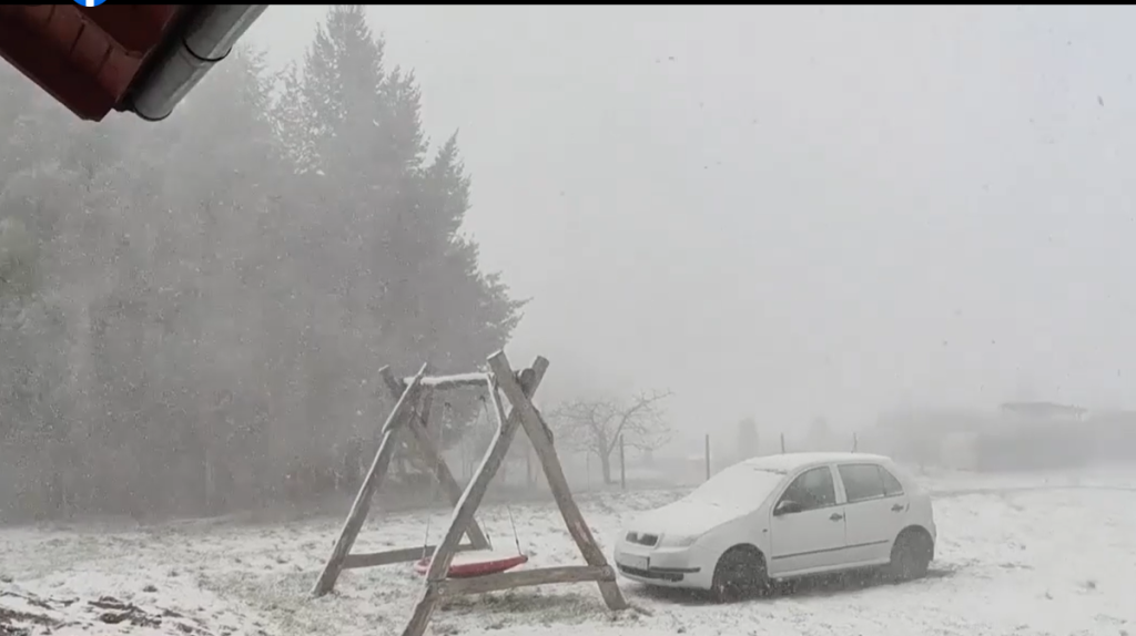 Videó: úgy esett a hó a Bakonyban ma, mintha a legdurvább télben lennénk