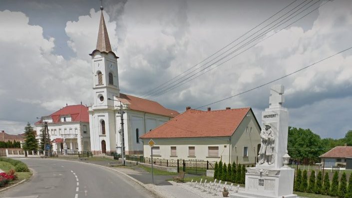 Feloszlatta magát a kilenc éve egyhangúlag döntő önkormányzat Pacsán