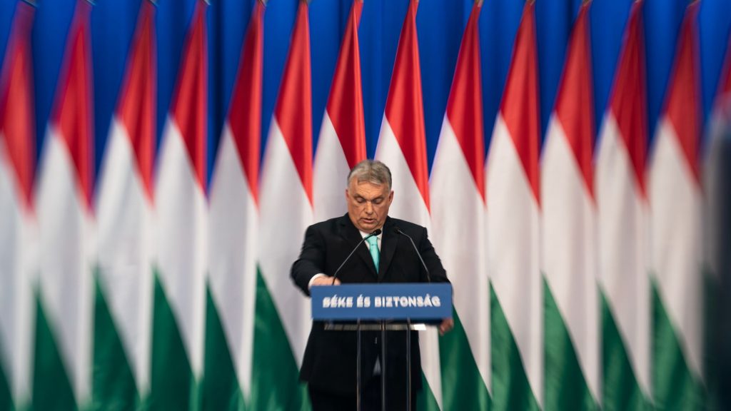 Orbán: A nyugati világ vezetői „háborús lázban égnek”