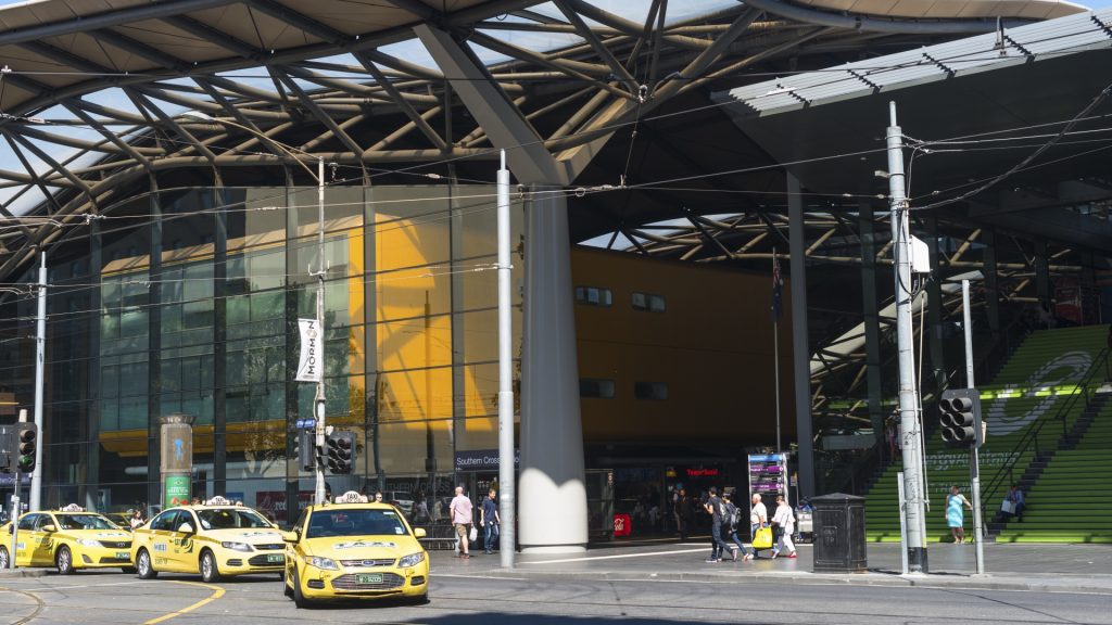 Elaludt a taxiban, amikor felriadt, sokkot kapott a taxióra állásától