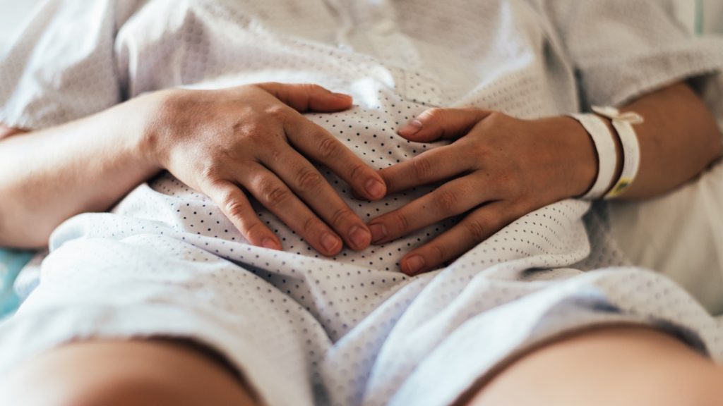 Egyik vaginájával pornózik, a másikkal házaséletet él a kétgyermekes anya
