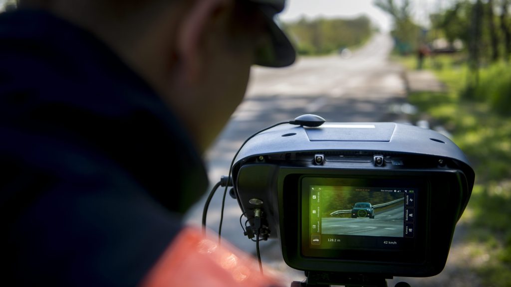 ORFK: Szeretnék mindenkit megnyugtatni, hogy nem 51 km/h-ra fogják állítani a traffipaxot