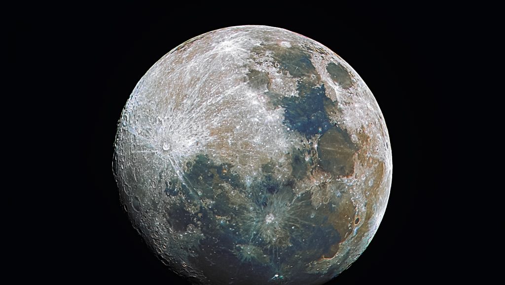 Kiderült, mi rejtőzik a Hold mélyén