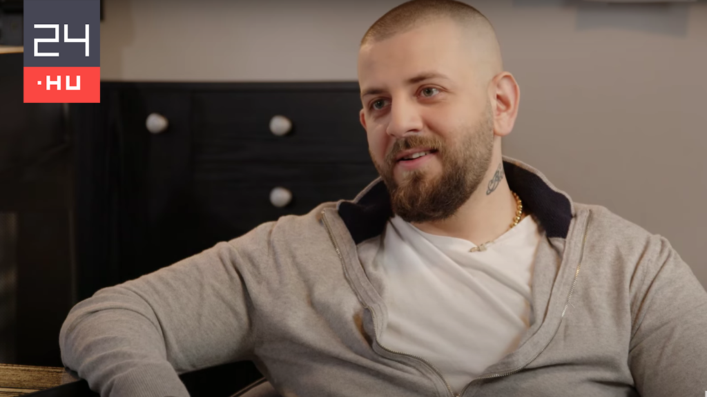 G.w.M szerint azért tűnik idősebbnek, mert a sok éjszakázás 