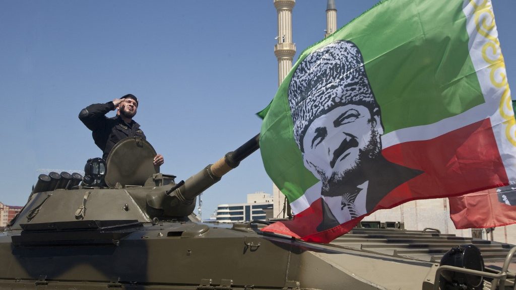 Kadirov csecsenjei válthatják a Wagner zsoldosait Bahmutban