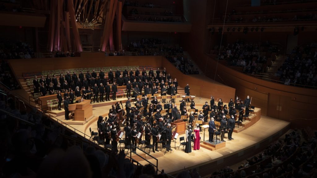 Egy néző hangos orgazmusa zavarta meg a Los Angeles-i filharmonikusok hangversenyét