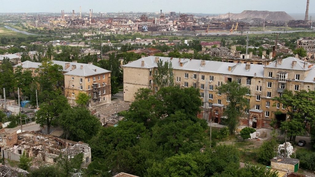 Mariupol felé terjeszkedik a háború