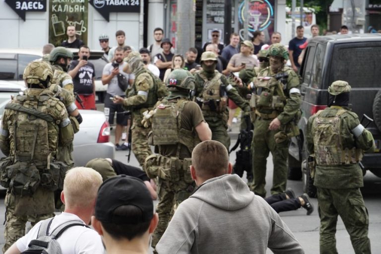 Élő közvetítés az orosz-ukrán háború mai eseményeiről | 24.hu