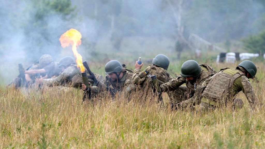 Egy ember meghalt, többen megsebesültek egy orosz támadásban