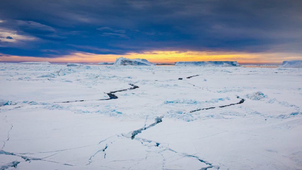 Szellemrészecskéket észleltek az Antarktisz jegében