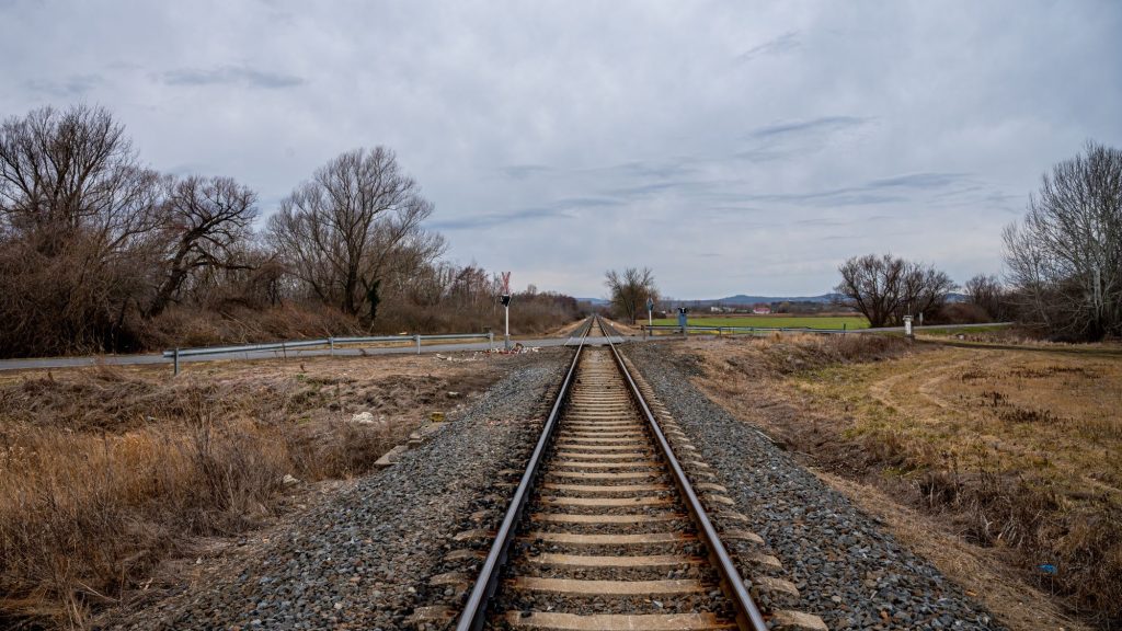 Halálos vonatgázolás történt a kecskeméti vasúti átjárónál