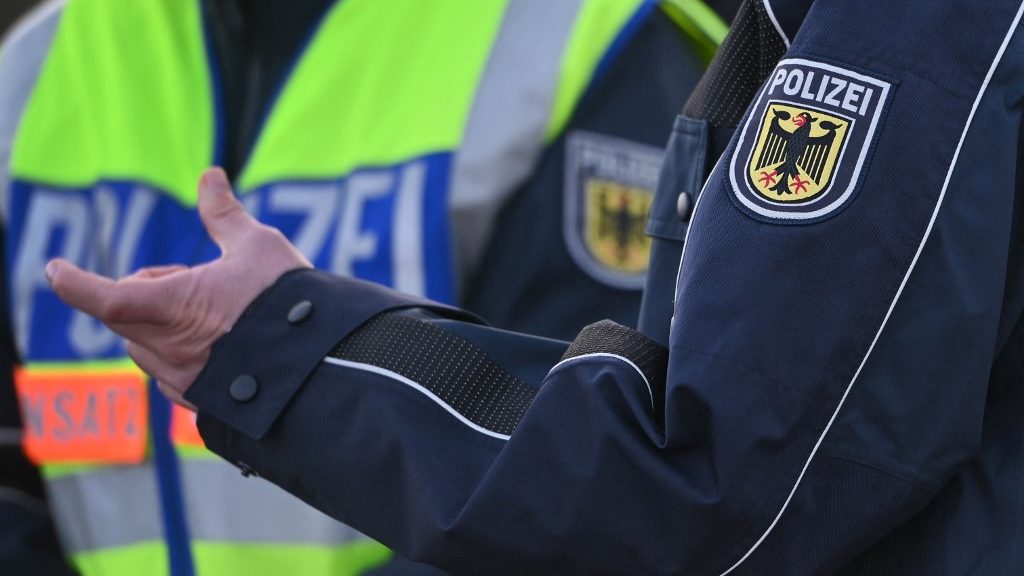 Beperelték a burgenlandi rendőrséget az osztrák-magyar határzár miatt