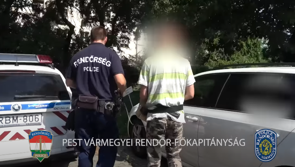 Legalább százan nézték végig tétlenül egy gyorsétteremnél, ahogy az elrabolt nő üvöltve kért segítséget