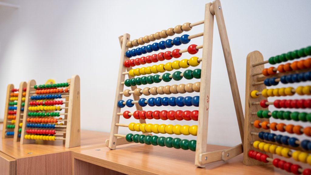 A hiányos státusztörvényből vizsgáztatta a tankerületi vezetőket a Belügyminisztérium