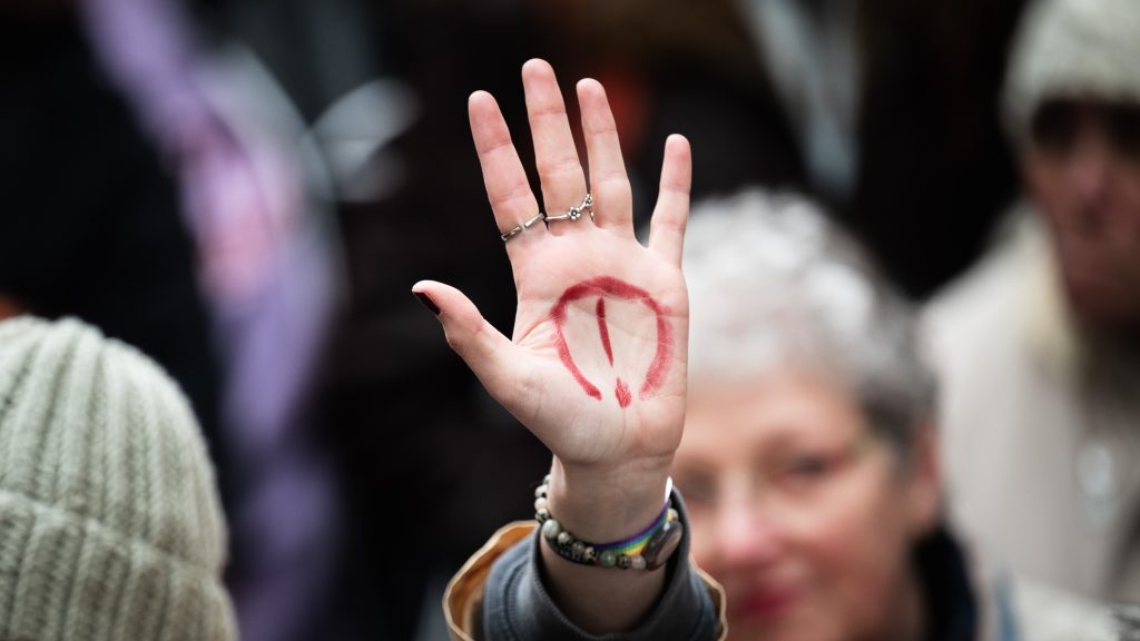 Kiderült, kik írják majd a tanárok kötelező esküszövegét