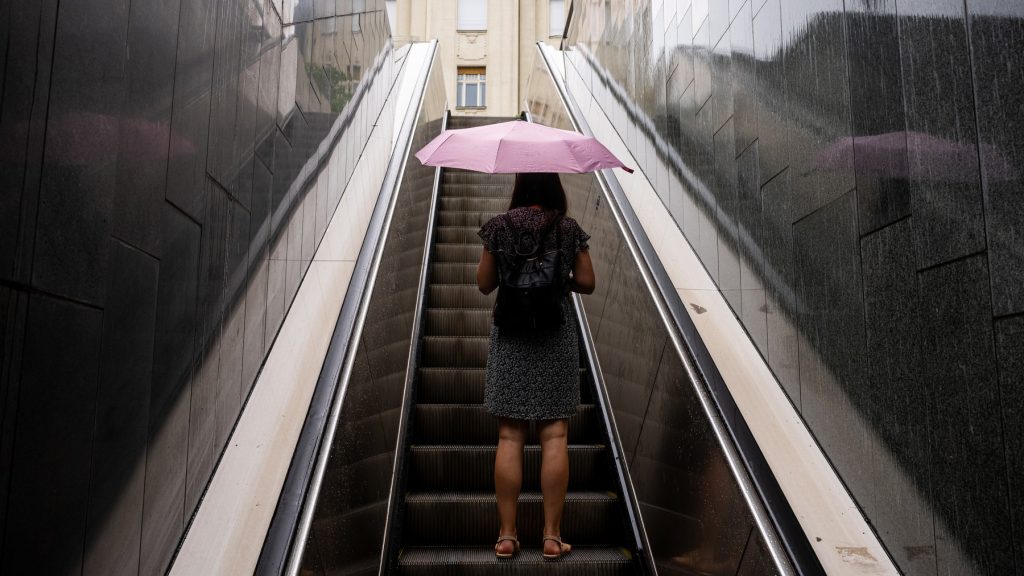 Záporok, zivatarok pattanhatnak ki a szerdai melegben