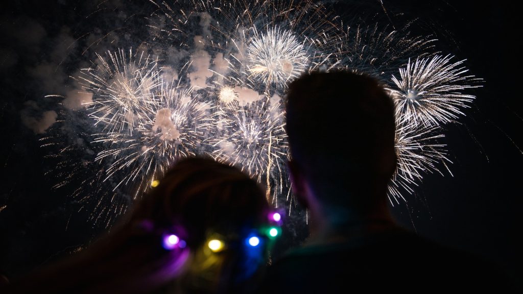 Egy nőt a földre húzott, egy másikat megütött, egy harmadikat pedig simogatott egy külföldi férfi augusztus 20-án