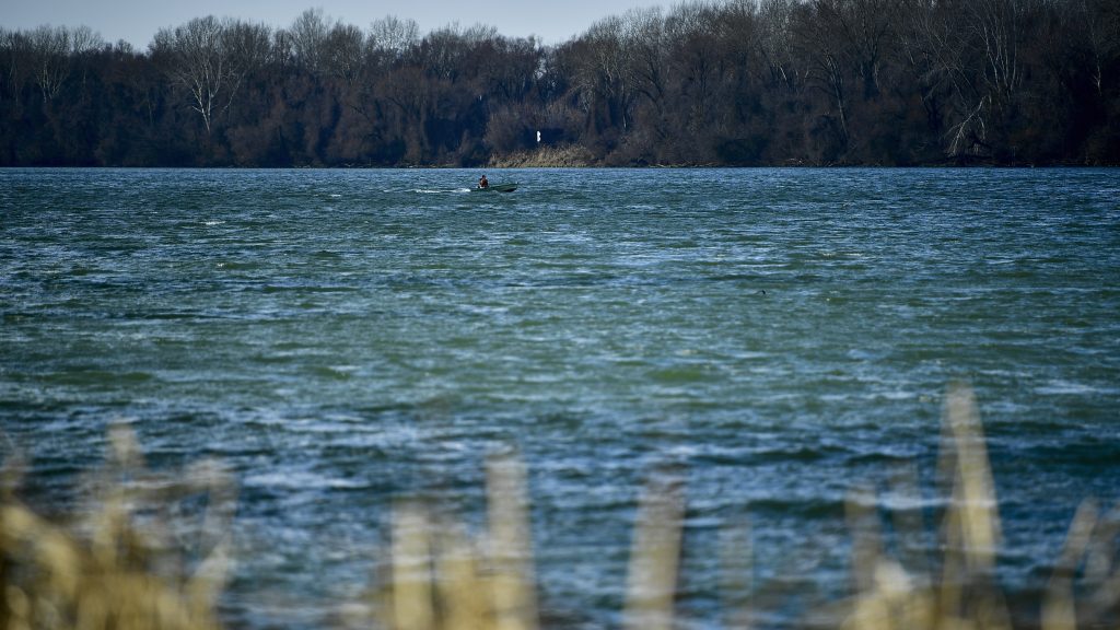 Leszakadt egy gyalogoshíd Kárpátalján, meghalt egy turista