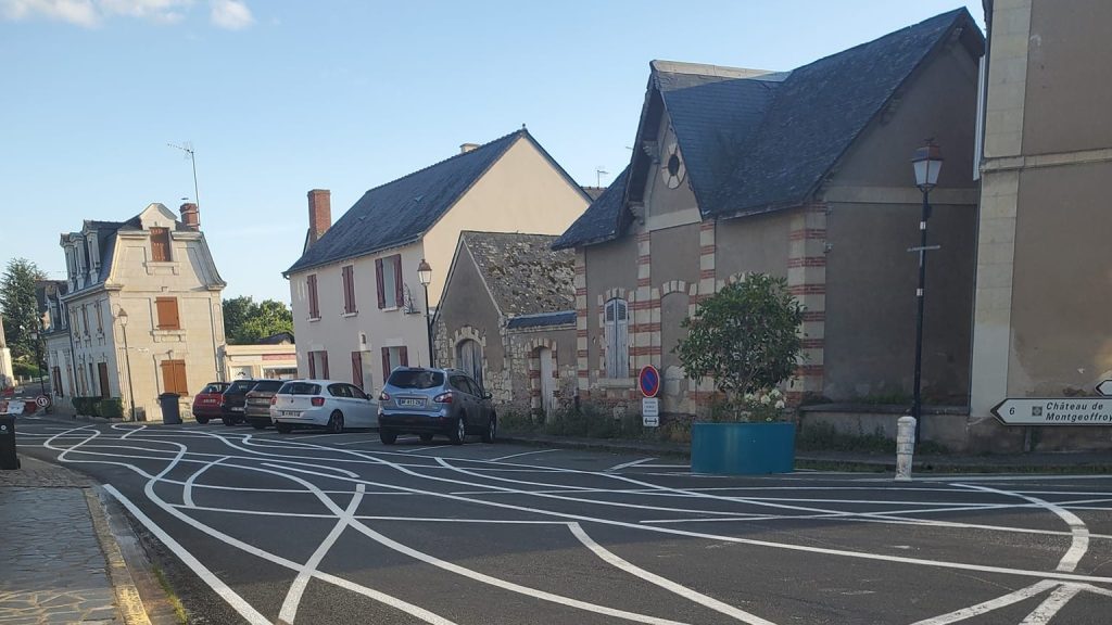 They want to stop speeders in a French village by drawing a strange route