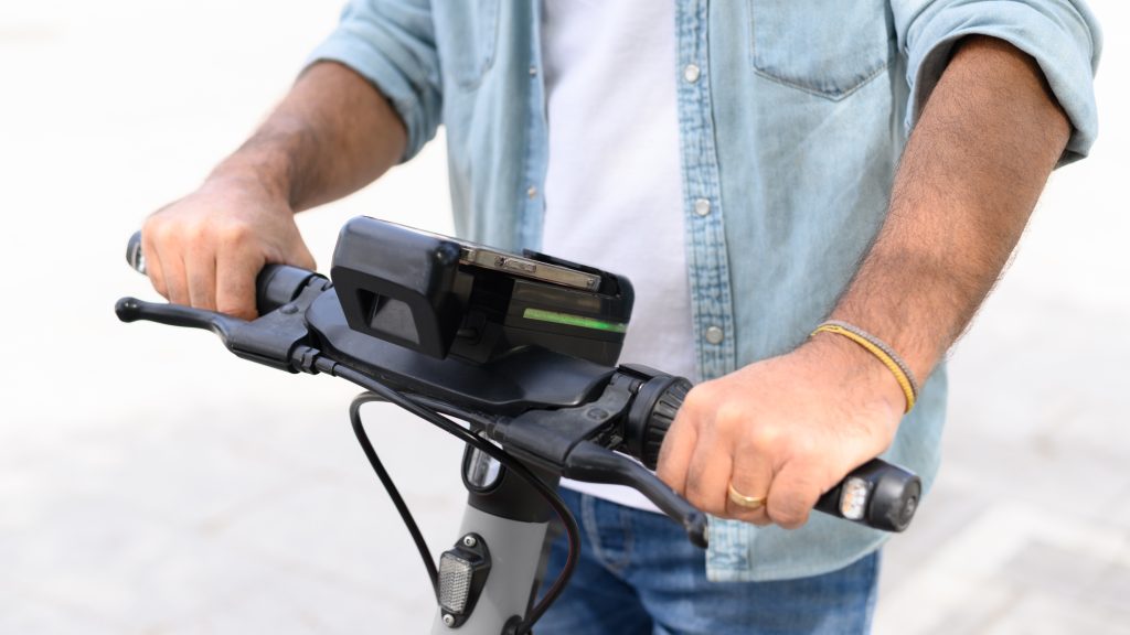 Eladta a testvérétől kölcsönkapott e-rollert egy szegedi fiú, majd bejelentette, hogy ellopták