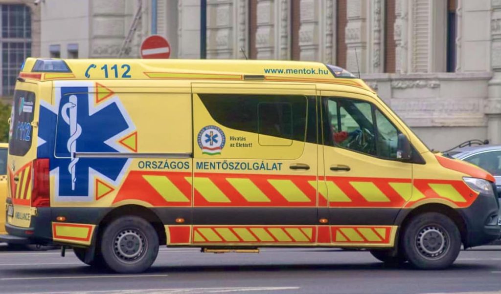 Munka közben összeesett egy budapesti szerelő, a megrendelője mentette meg az életét