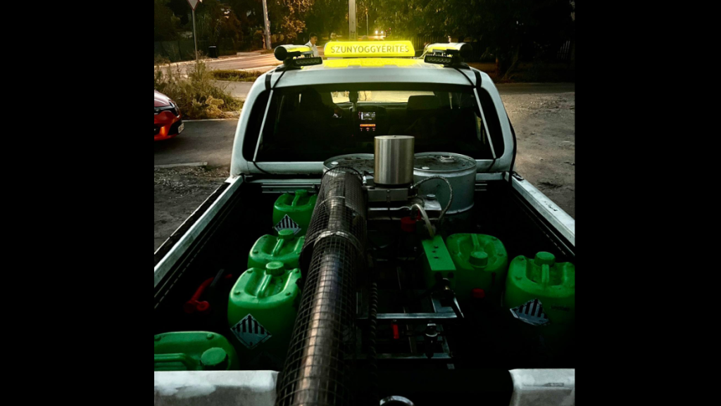 Megrongáltak egy szúnyogirtó autót Budapesten