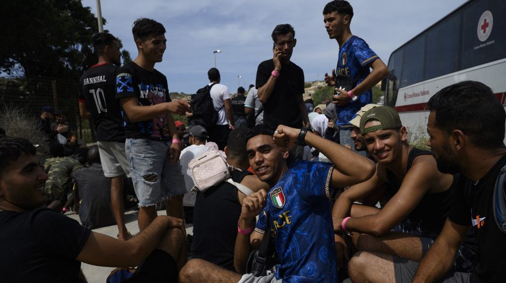 Tunézia beindult az Európába tartó migránsok feltartóztatásában