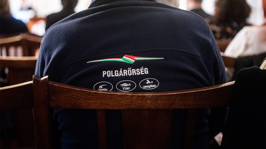 Polgárőröket küldene a határra az Orbán-kormány