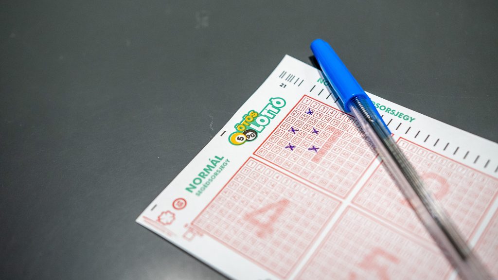 Ötöslottó: itt vannak az e heti nyerőszámok