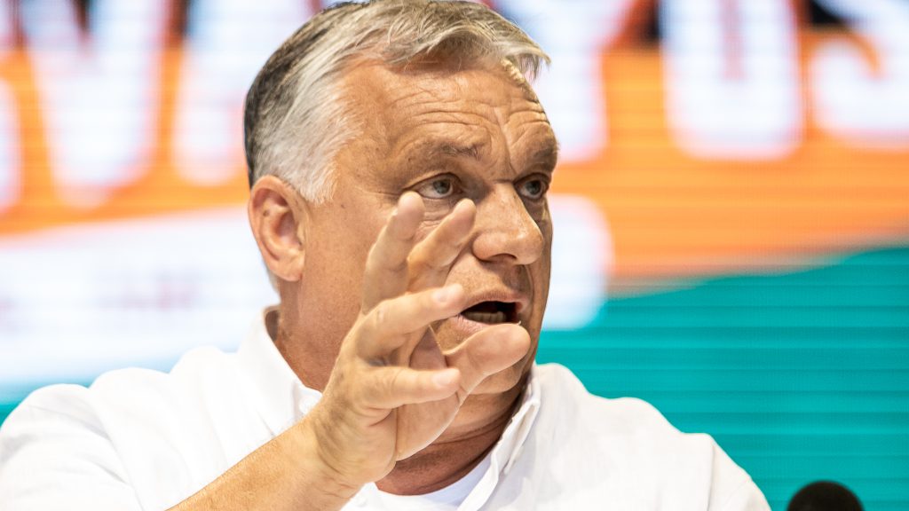 Orbán Viktor üzent az életveszélybe kerülő barlangász megmentőinek