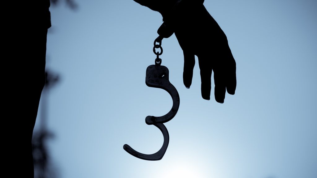 Két év után szabadul a nyolcéves kislányt megerőszakoló skót fiú