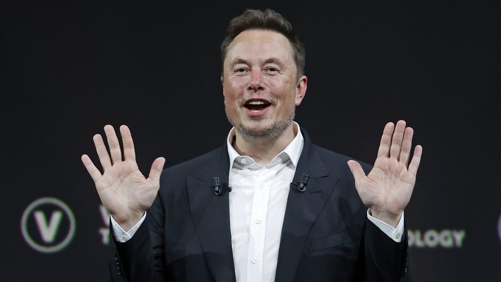 Elon Musk már mindenkinek fizetőssé tenné az X-re átnevezett Twittert