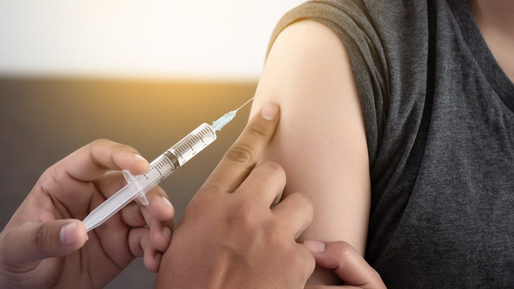 Hétfőn kérhetik utoljára a szülők az ingyenes HPV-oltást a gyereküknek