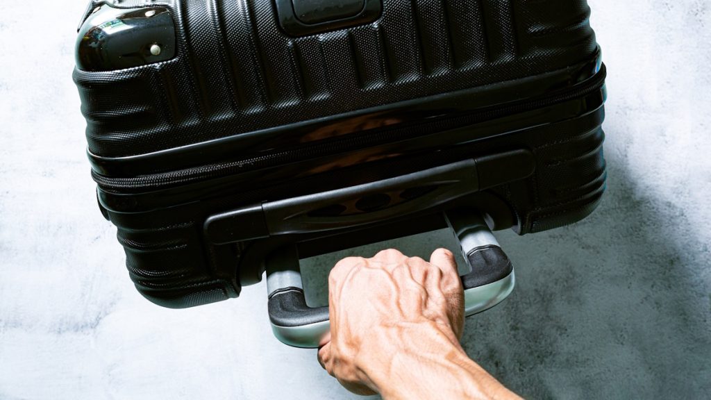 Teljesen pucér férfi sétálgatott a dallasi reptéren