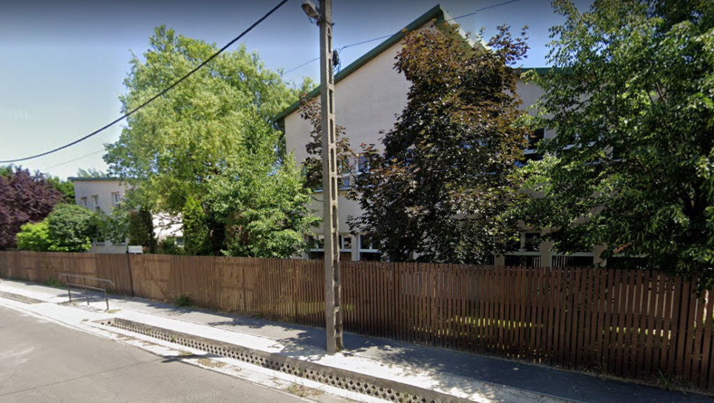 Elárverezték az épületet, így tanítási időben ürítettek ki egy soroksári gimnáziumot