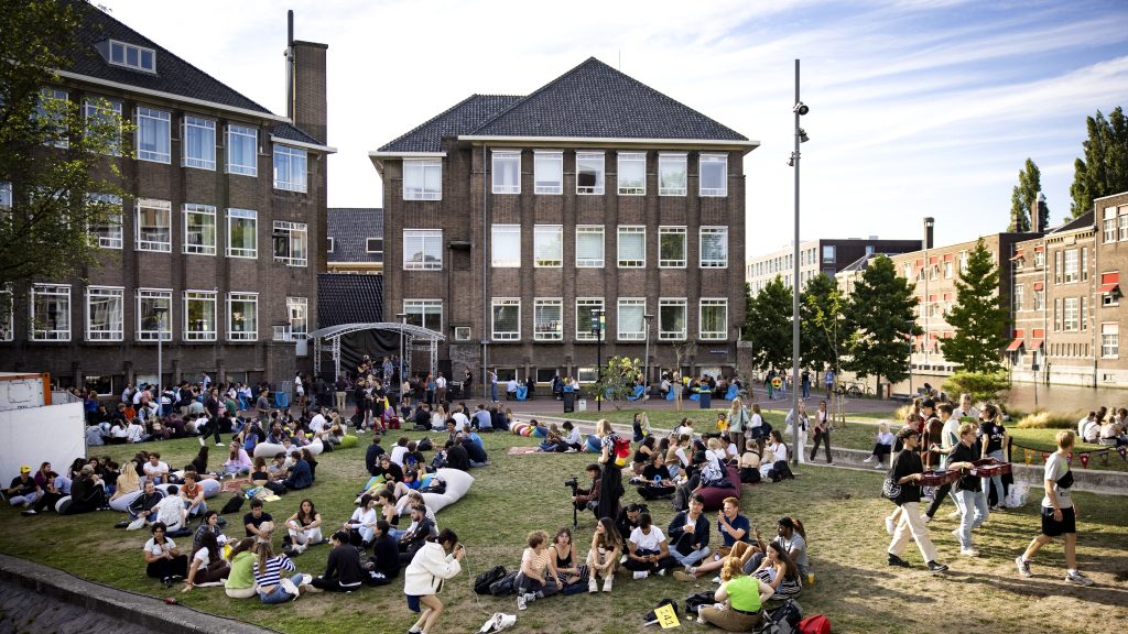 Folyamatosan növekszik a Hollandiában tanuló magyar egyetemisták száma