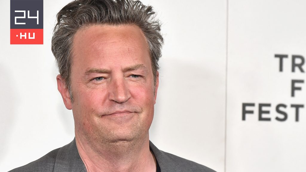 Matthew Perry a halála előtt pár nappal jakuzziban készült fotót posztolt magáról Címlap net