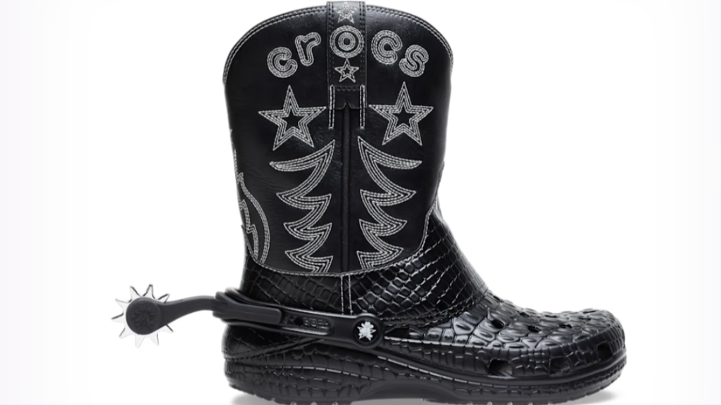 Győztek a rajongók, itt a Crocs cowboy csizma!