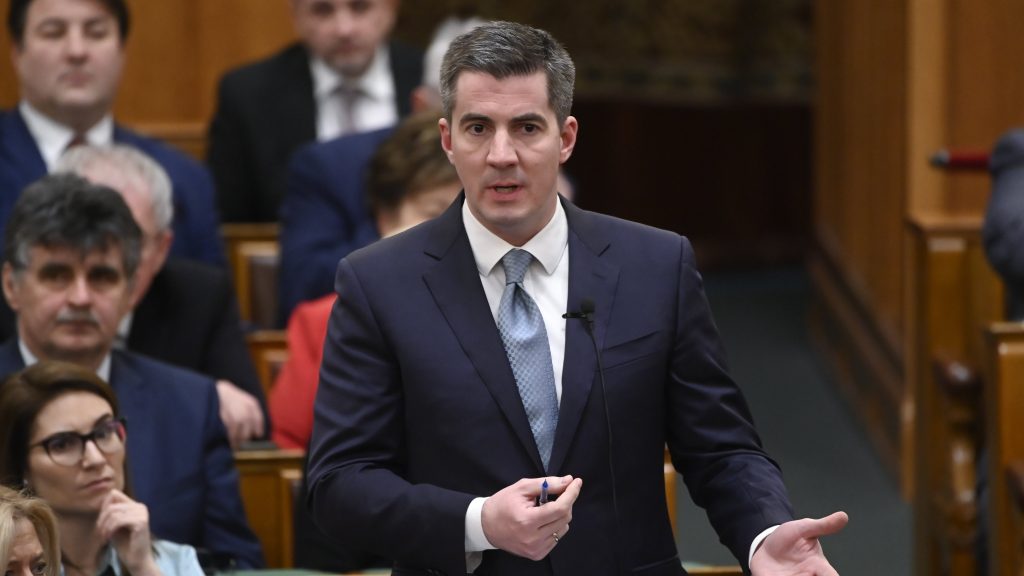 A terrorizmus elítéléséről szóló politikai nyilatkozatot terjeszt a Fidesz az Országgyűlés elé