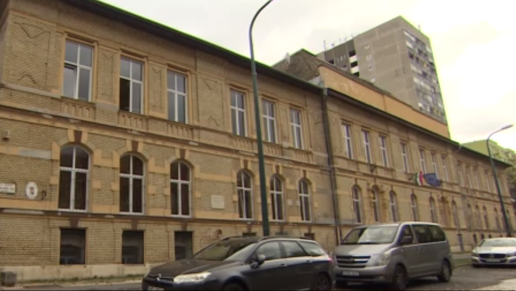 Felvették a gimnáziumban a tankerületi tájékoztatót: Nincs tagozat, az egy marketingfogás