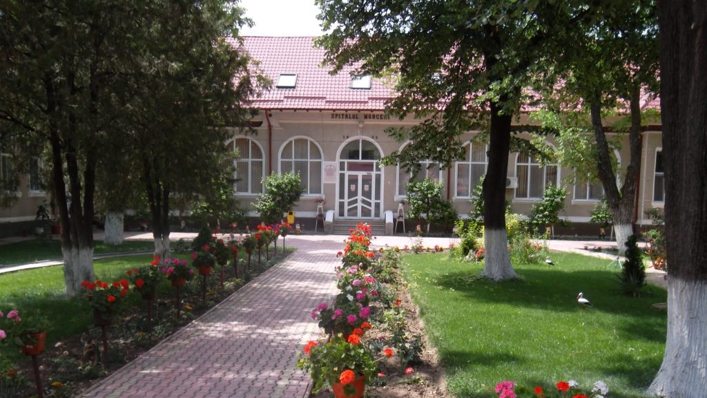 Ételmérgezés miatt halt meg több beteg egy román kórházban