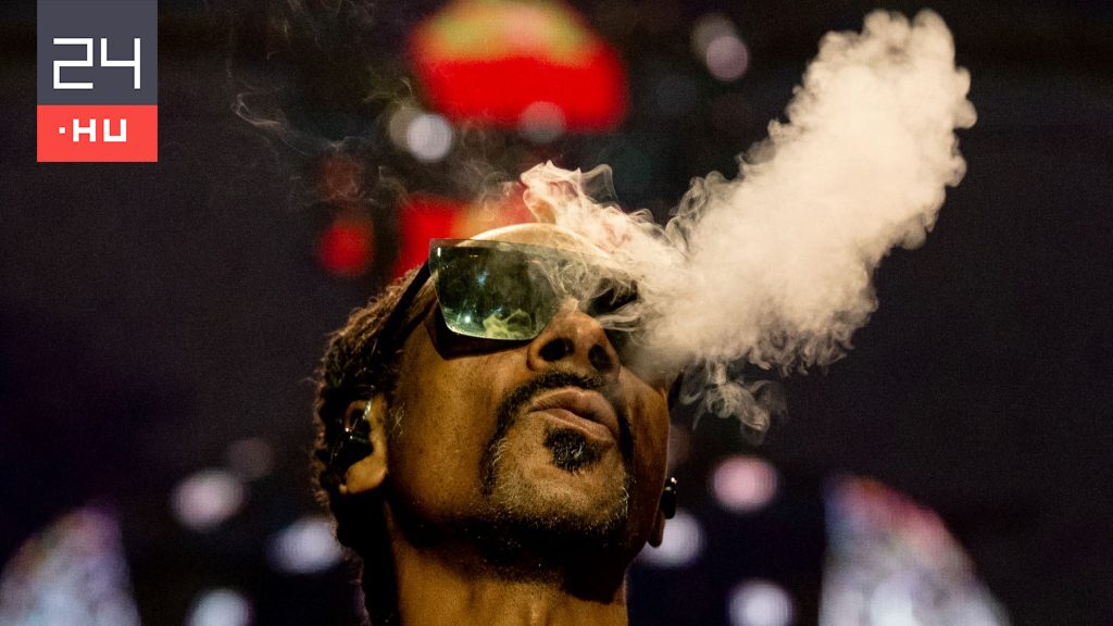 Snoop Dogg kamuzott, mégsem áll le a szívással