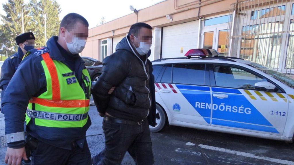 Sírt és rohamot kapott az ítélet hallatán a kemecsei nő, akinek kinyomta a szemeit a volt párja