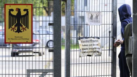 „A német migrációs politika tarthatatlan” – mit akar a Wagenknecht-párt?