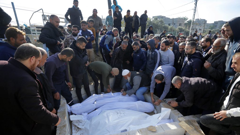 Hamász: legkevesebb húszezer halálos áldozata van a háborúnak a Gázai övezetben