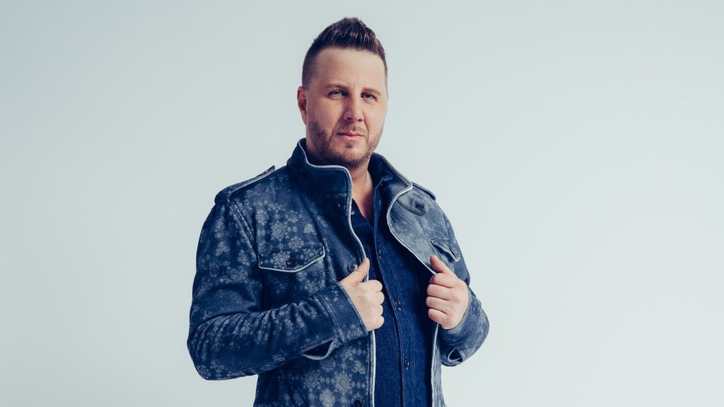 Sosem látott archív felvételeket osztott meg Zámbó Jimmyről fia, Zámbó Krisztián