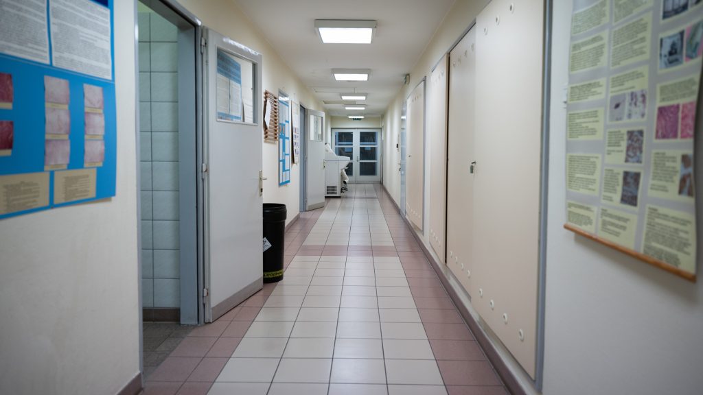 Tovább duzzadt a kórházak adósságállománya az októberi rekord után