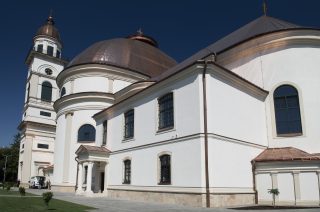 A felújított római katolikus püspöki székesegyház Szatmárnémetiben