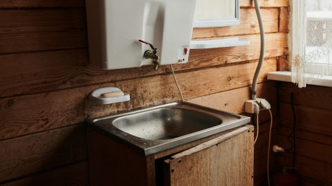 Tévedésből rossz vízszámlát kapott az idős olasz nő, az összeg hallatán rosszul lett és meghalt